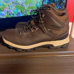 Hi-Tec MENS Boots, Size 9